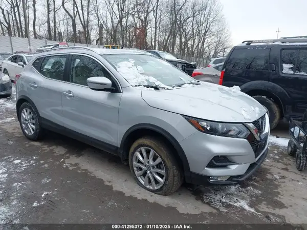 JN1BJ1BW6NW682404 2022 NISSAN ROGUE - Image 1