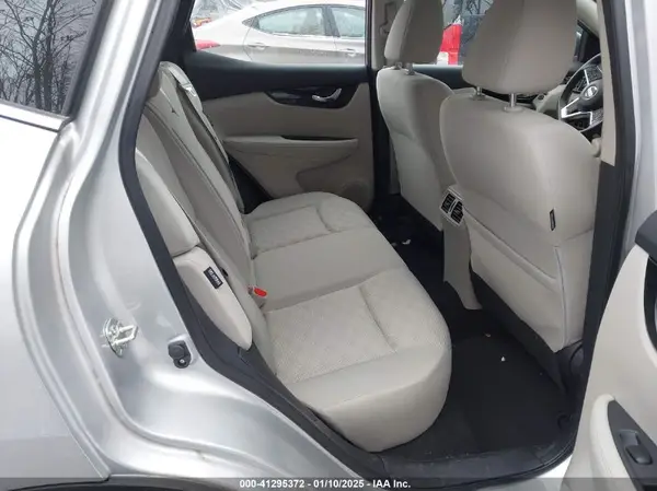JN1BJ1BW6NW682404 2022 NISSAN ROGUE - Image 8