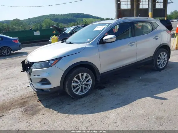 JN1BJ1BW7MW661804 2021 NISSAN ROGUE - Image 2