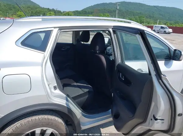 JN1BJ1BW7MW661804 2021 NISSAN ROGUE - Image 8