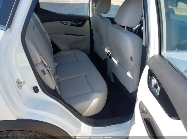 JN1BJ1BW9NW490359 2022 NISSAN ROGUE - Image 8