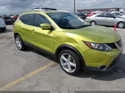 JN1BJ1CP0HW002041 2017 NISSAN ROGUE