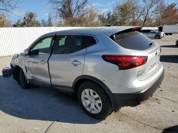 JN1BJ1CP0HW002542 2017 NISSAN ROGUE - Image 2