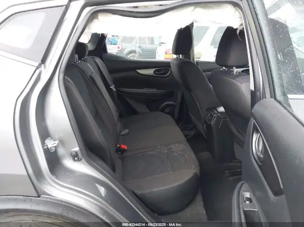 JN1BJ1CP0HW011337 2017 NISSAN ROGUE - Image 8