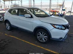 JN1BJ1CP0HW011936 2017 NISSAN ROGUE