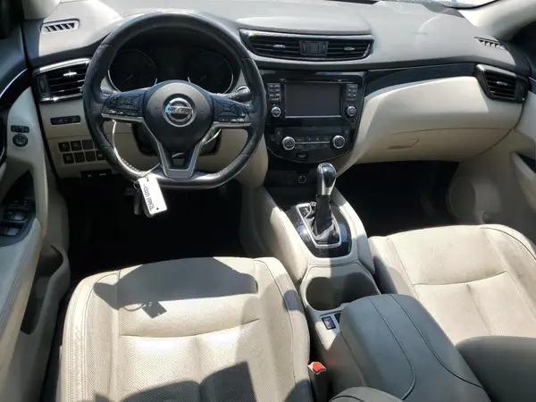 JN1BJ1CP0HW013198 2017 NISSAN ROGUE - Image 8