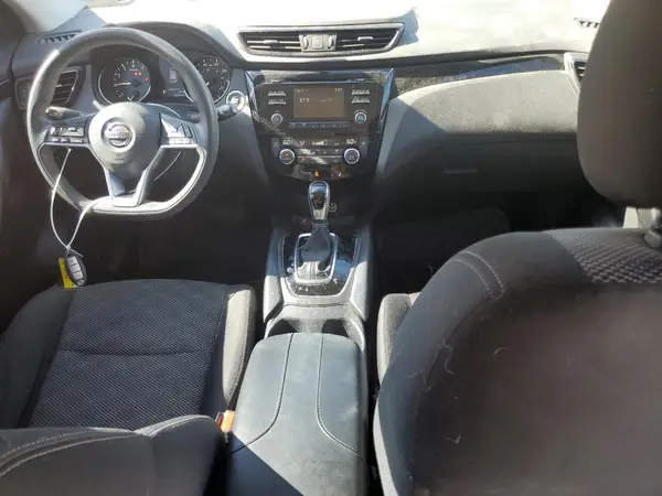 JN1BJ1CP0HW014674 2017 NISSAN ROGUE - Image 8