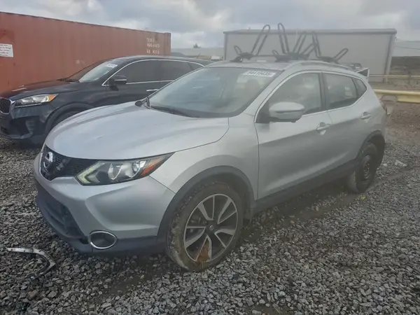 JN1BJ1CP0HW015839 2017 NISSAN ROGUE - Image 1