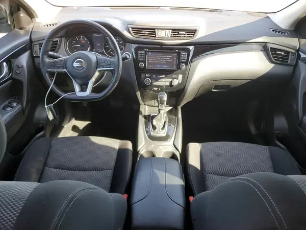 JN1BJ1CP0HW018420 2017 NISSAN ROGUE - Image 8