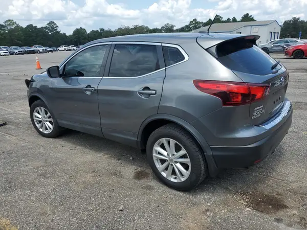 JN1BJ1CP0HW018675 2017 NISSAN ROGUE - Image 2