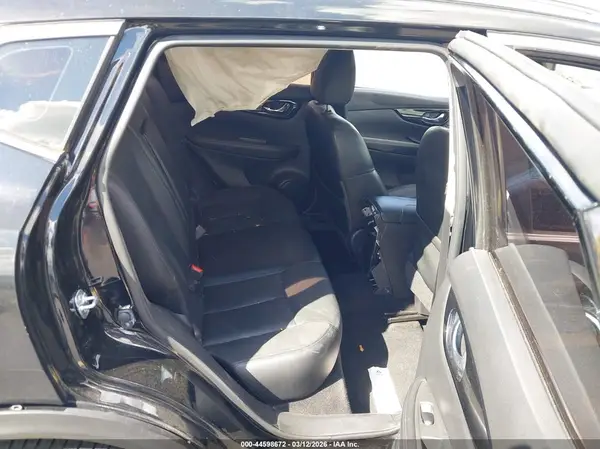 JN1BJ1CP0HW019633 2017 NISSAN ROGUE - Image 8