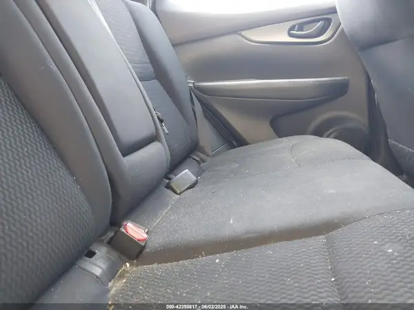 JN1BJ1CP0HW026047 2017 NISSAN ROGUE - Image 8