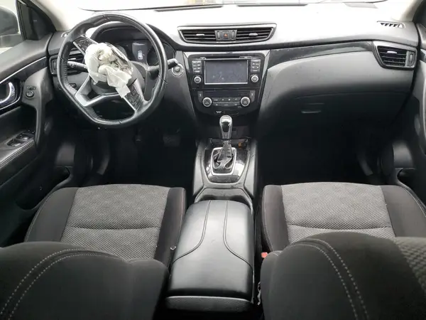 JN1BJ1CP0HW029224 2017 NISSAN ROGUE - Image 8