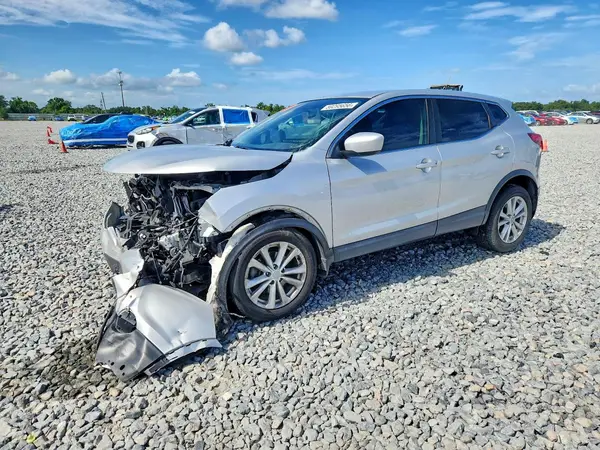 JN1BJ1CP0HW033032 2017 NISSAN ROGUE - Image 1