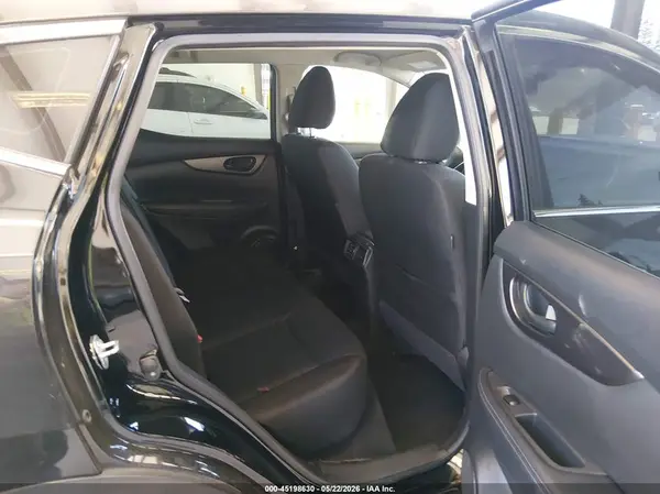 JN1BJ1CP0HW033791 2017 NISSAN ROGUE - Image 8