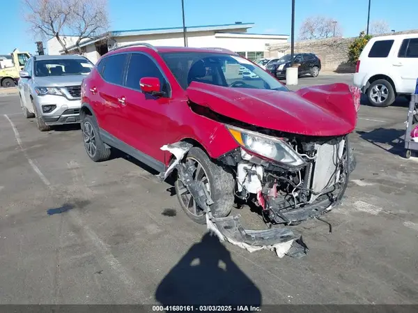 JN1BJ1CP0HW034665 2017 NISSAN ROGUE - Image 1