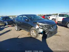 JN1BJ1CP0JW100640 2018 NISSAN ROGUE