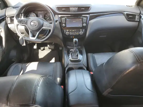 JN1BJ1CP0JW102811 2018 NISSAN ROGUE - Image 8