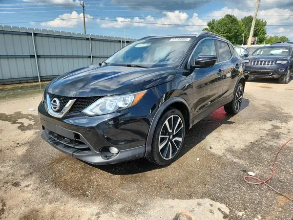 JN1BJ1CP0JW104980 2018 NISSAN ROGUE - Image 1