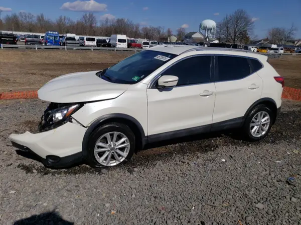 JN1BJ1CP0JW107359 2018 NISSAN ROGUE - Image 1