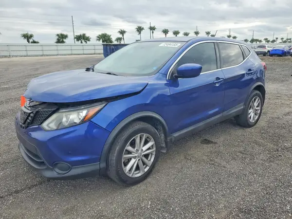 JN1BJ1CP0JW160305 2018 NISSAN ROGUE - Image 1
