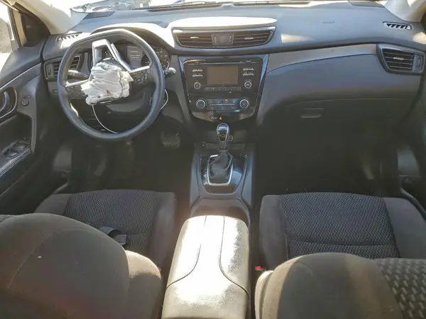 JN1BJ1CP0JW160644 2018 NISSAN ROGUE - Image 8