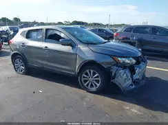 JN1BJ1CP0JW160711 2018 NISSAN ROGUE