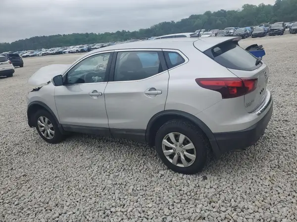 JN1BJ1CP0JW187178 2018 NISSAN ROGUE - Image 2