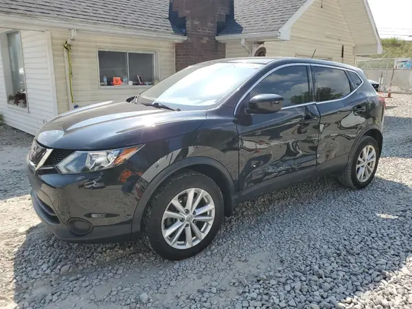 JN1BJ1CP0JW188251 2018 NISSAN ROGUE - Image 1