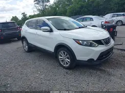 JN1BJ1CP0JW188976 2018 NISSAN ROGUE