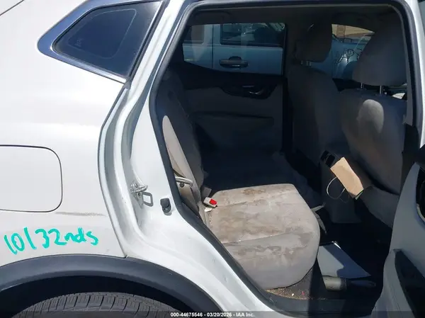 JN1BJ1CP0JW190856 2018 NISSAN ROGUE - Image 8