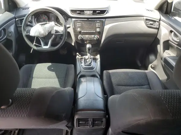 JN1BJ1CP0JW500469 2018 NISSAN ROGUE - Image 8