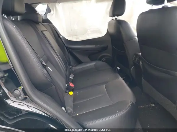 JN1BJ1CP0KW211786 2019 NISSAN ROGUE - Image 8