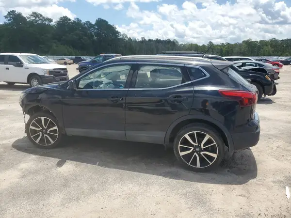 JN1BJ1CP0KW219628 2019 NISSAN ROGUE - Image 2