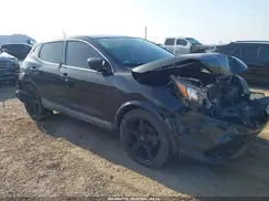 JN1BJ1CP0KW225574 2019 NISSAN ROGUE