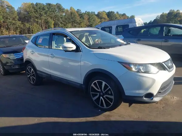 JN1BJ1CP0KW235456 2019 NISSAN ROGUE - Image 1