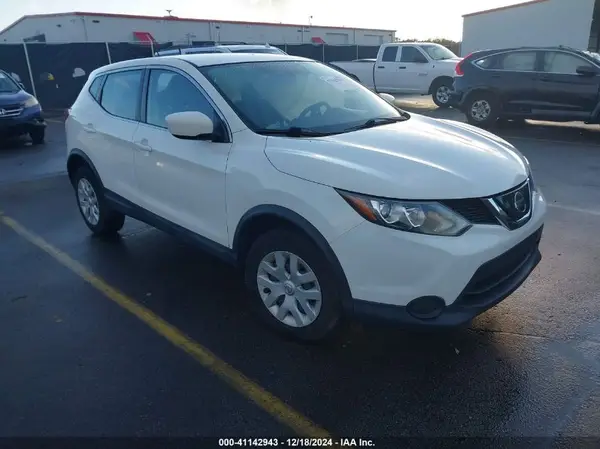 JN1BJ1CP0KW236090 2019 NISSAN ROGUE - Image 1