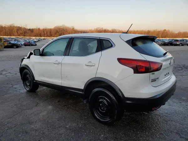 JN1BJ1CP0KW239653 2019 NISSAN ROGUE - Image 2