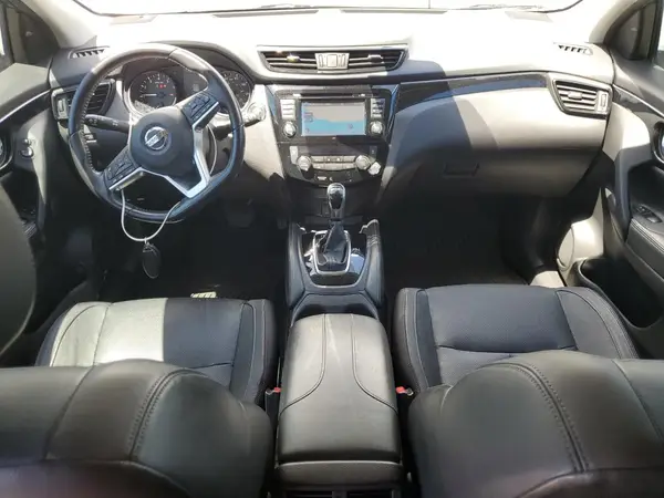 JN1BJ1CP1HW001383 2017 NISSAN ROGUE - Image 8