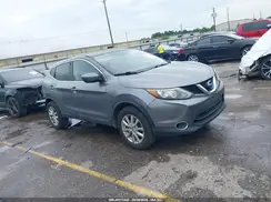 JN1BJ1CP1HW002971 2017 NISSAN ROGUE