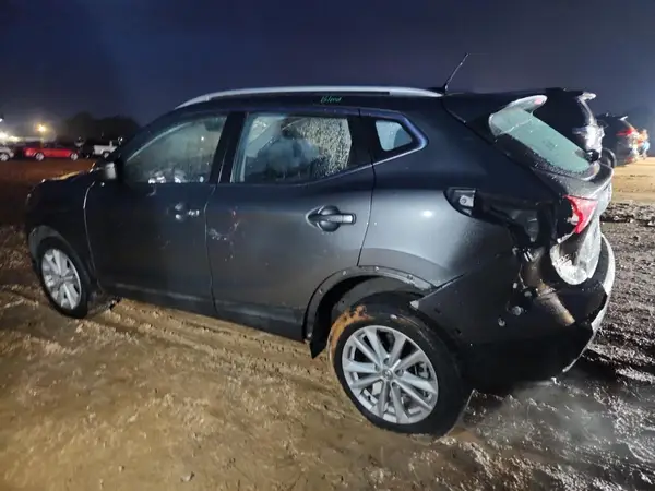 JN1BJ1CP1HW003408 2017 NISSAN ROGUE - Image 2