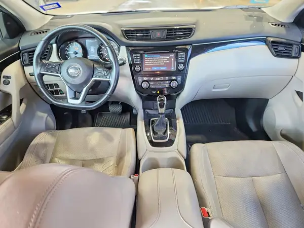 JN1BJ1CP1HW007202 2017 NISSAN ROGUE - Image 8