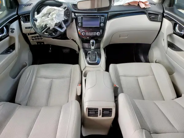 JN1BJ1CP1HW007409 2017 NISSAN ROGUE - Image 8