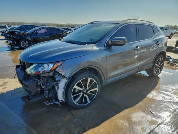 JN1BJ1CP1HW007443 2017 NISSAN ROGUE - Image 1