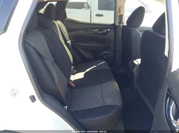 JN1BJ1CP1HW008155 2017 NISSAN ROGUE - Image 8