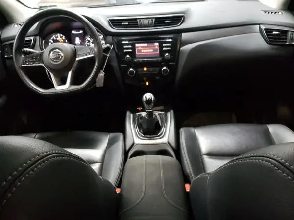 JN1BJ1CP1HW008821 2017 NISSAN ROGUE - Image 8