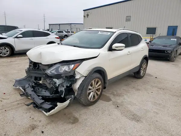 JN1BJ1CP1HW009418 2017 NISSAN ROGUE - Image 1