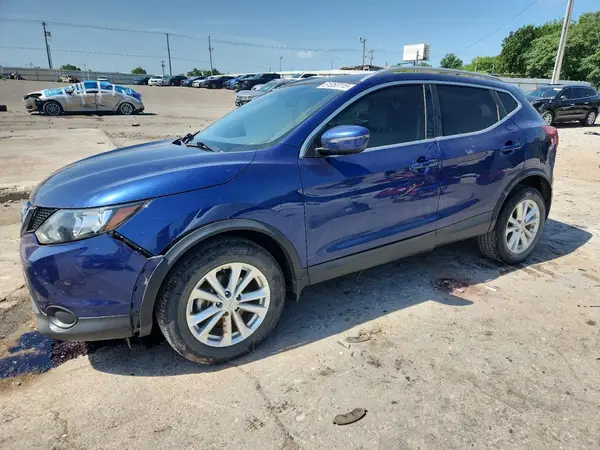JN1BJ1CP1HW011847 2017 NISSAN ROGUE - Image 1
