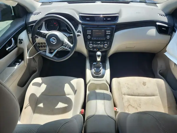 JN1BJ1CP1HW011847 2017 NISSAN ROGUE - Image 8