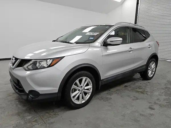 JN1BJ1CP1HW013873 2017 NISSAN ROGUE - Image 1